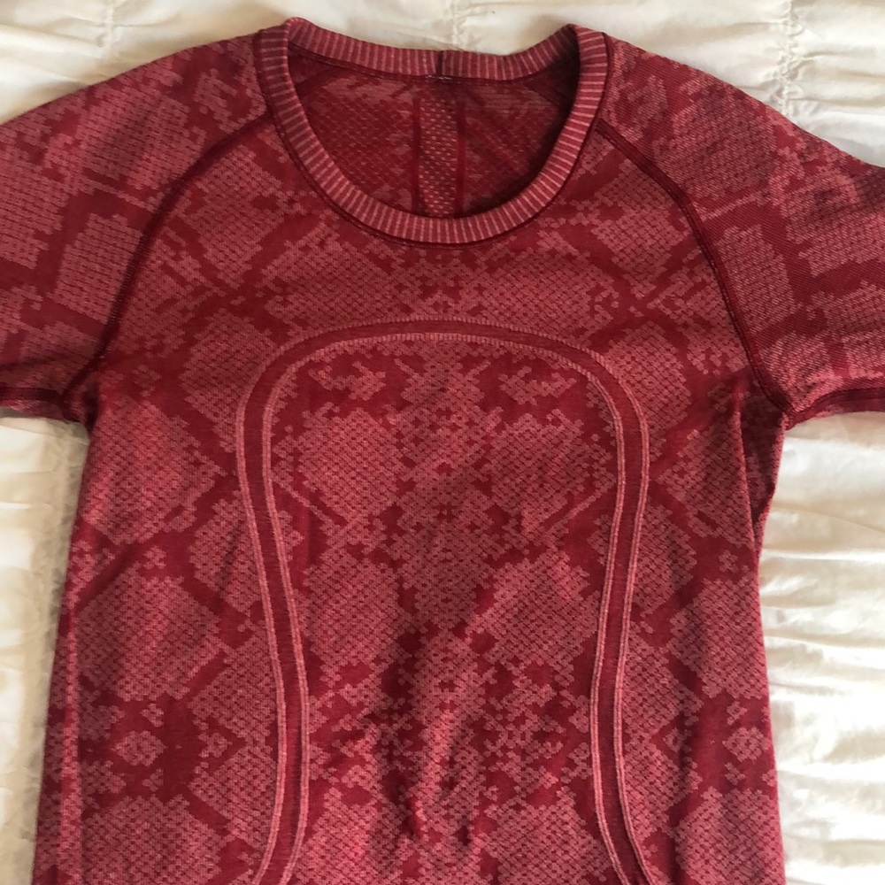 Red lulu long sleeve